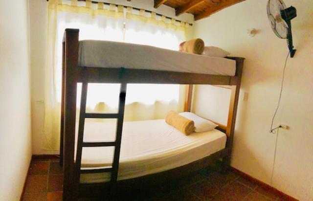 Casa Hotel Palmas Del Estadio 2 메딜린 외부 사진