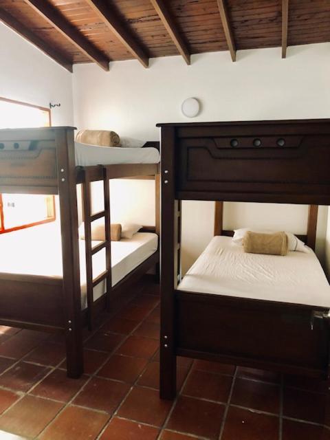 Casa Hotel Palmas Del Estadio 2 메딜린 외부 사진
