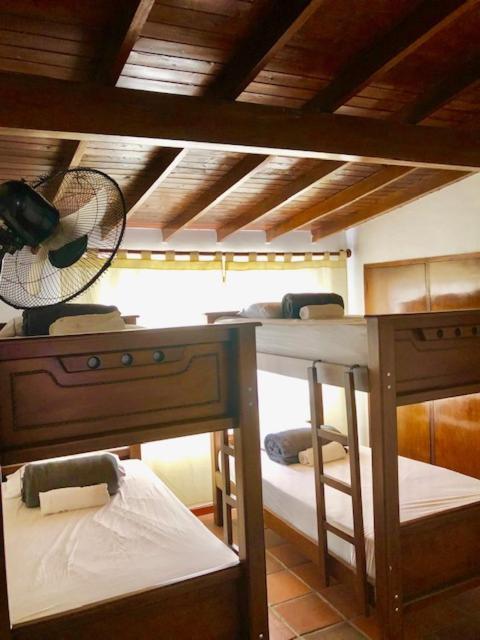 Casa Hotel Palmas Del Estadio 2 메딜린 외부 사진